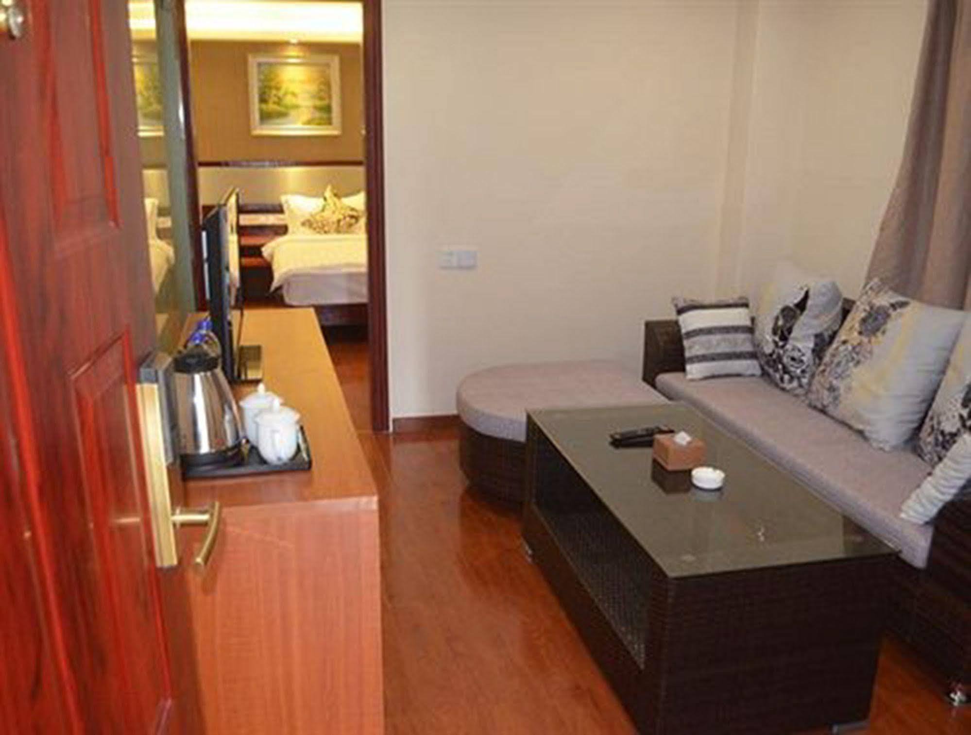 Good Luck Hotel Yangon Exterior foto